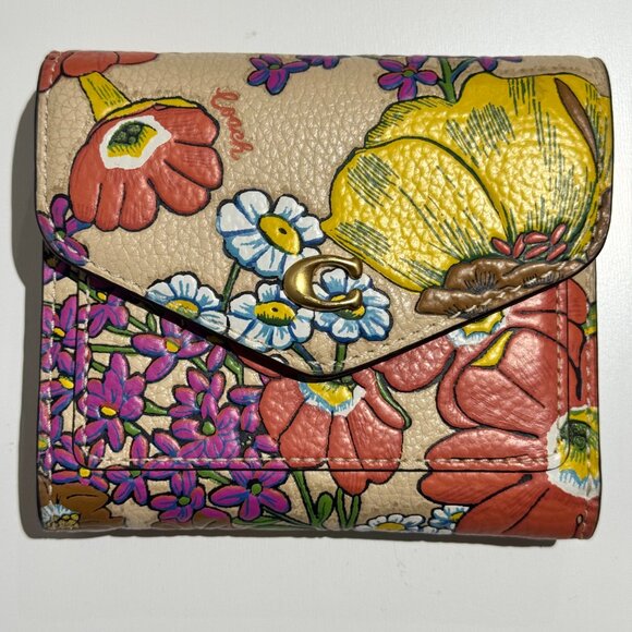 COACH WYN Small Wallet with Floral Print AUTHENTIC - Picture 2 of 7